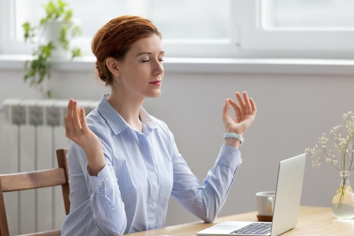 Tĩnh t&acirc;m đầu &oacute;c khi bạn cảm thấy ch&aacute;n nản, kh&ocirc;ng kiểm so&aacute;t được t&acirc;m trạng