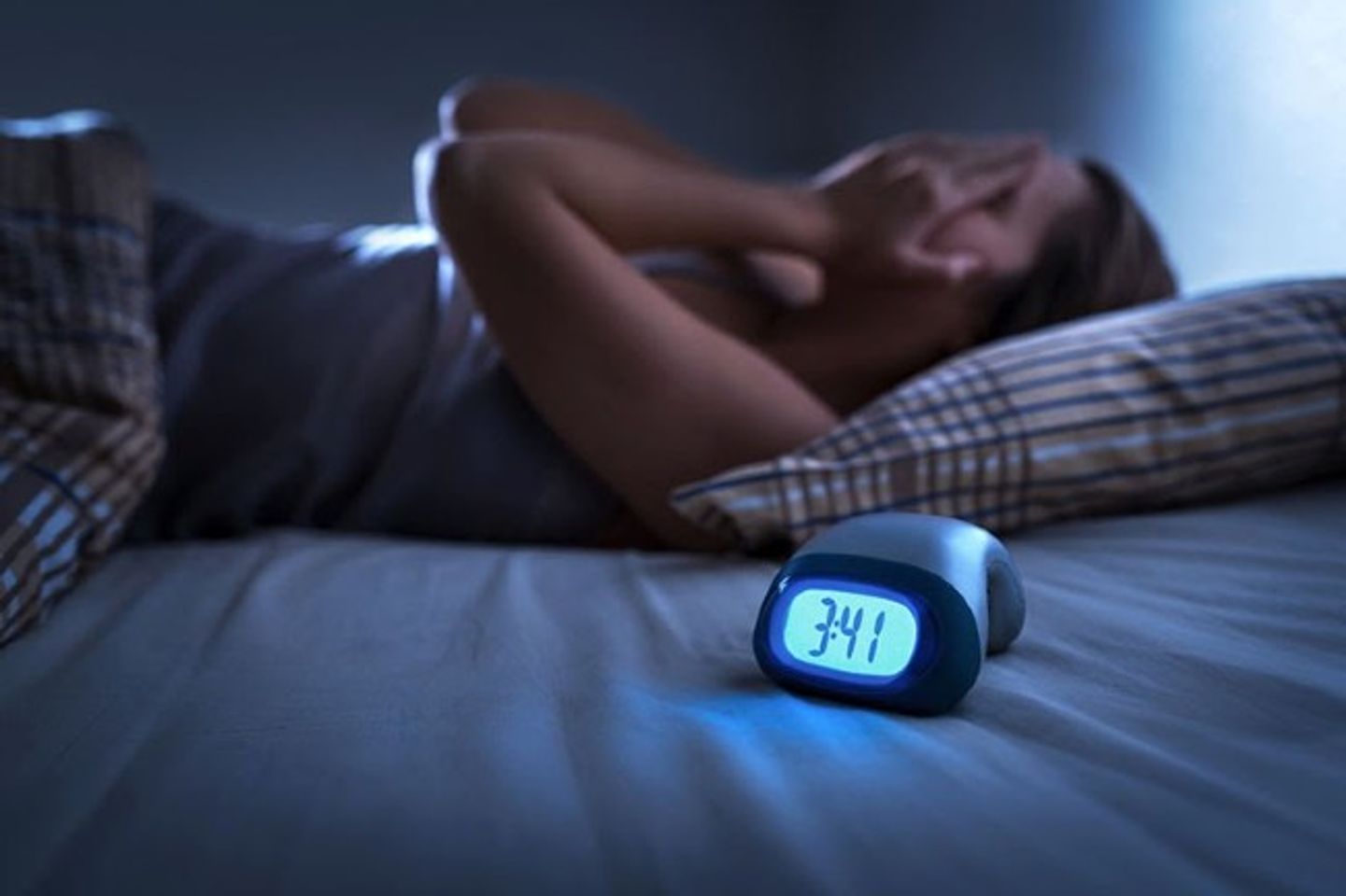 Tiền m&atilde;n kinh thường khiến phụ nữ bị mất ngủ, rối loạn giấc ngủ