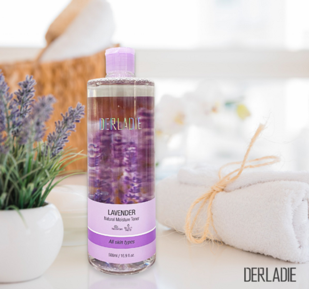 Nước hoa hồng Derladie Lavender Natural Moisture cho da dầu mụn