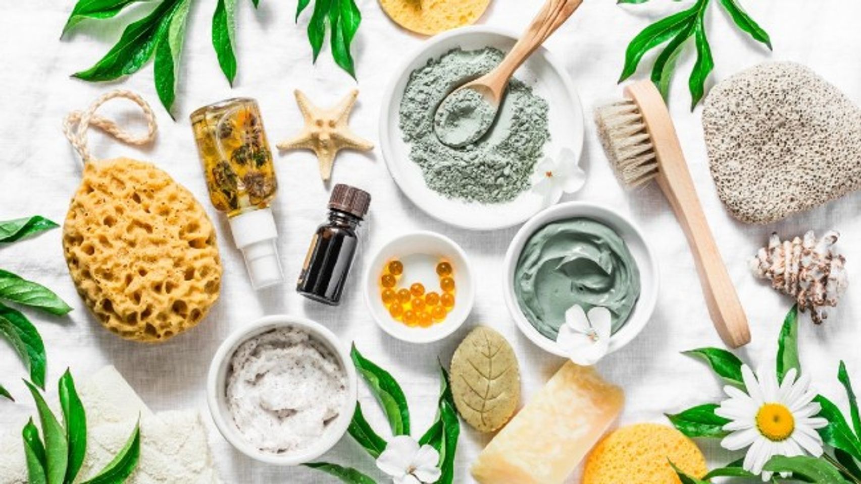 Sử dụng sản phẩm skincare cho da hỗn hợp thi&ecirc;n dầu n&ecirc;n từ thi&ecirc;n nhi&ecirc;n
