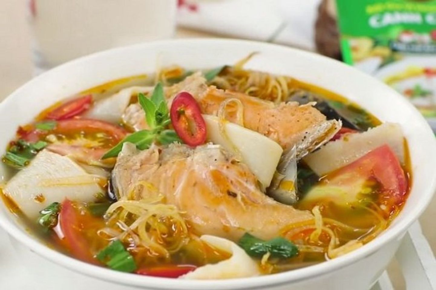 Thực đơn giảm c&acirc;n 1 tuần 2kg bổ sung th&ecirc;m c&aacute; hồi