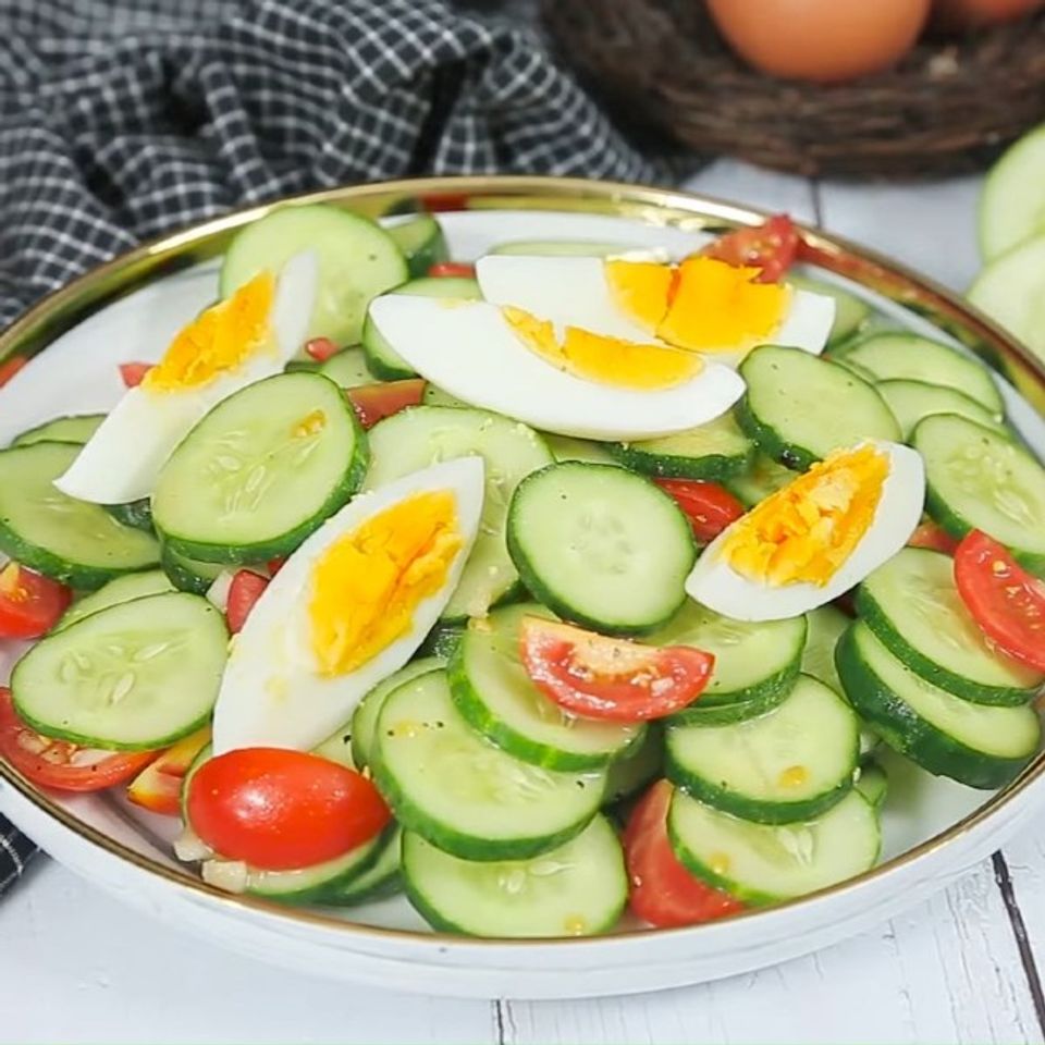 Ng&agrave;y thứ 3 bổ sung th&ecirc;m nhiều salad rau củ hơn