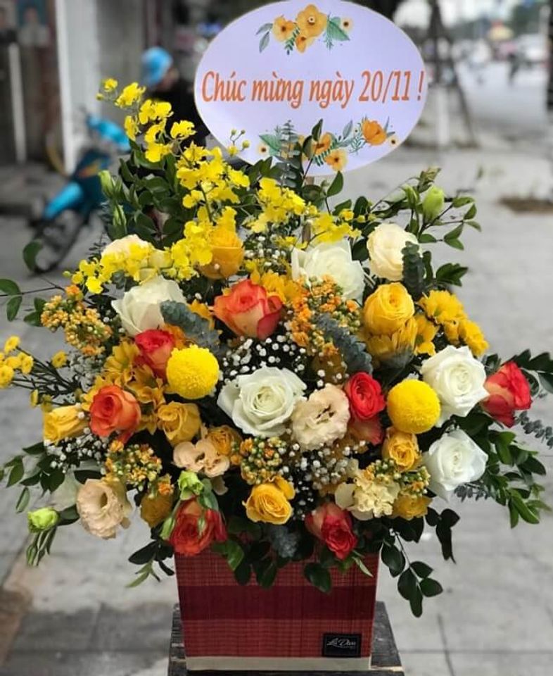 Hoa tươi tặng thầy c&ocirc; ng&agrave;y 20/11