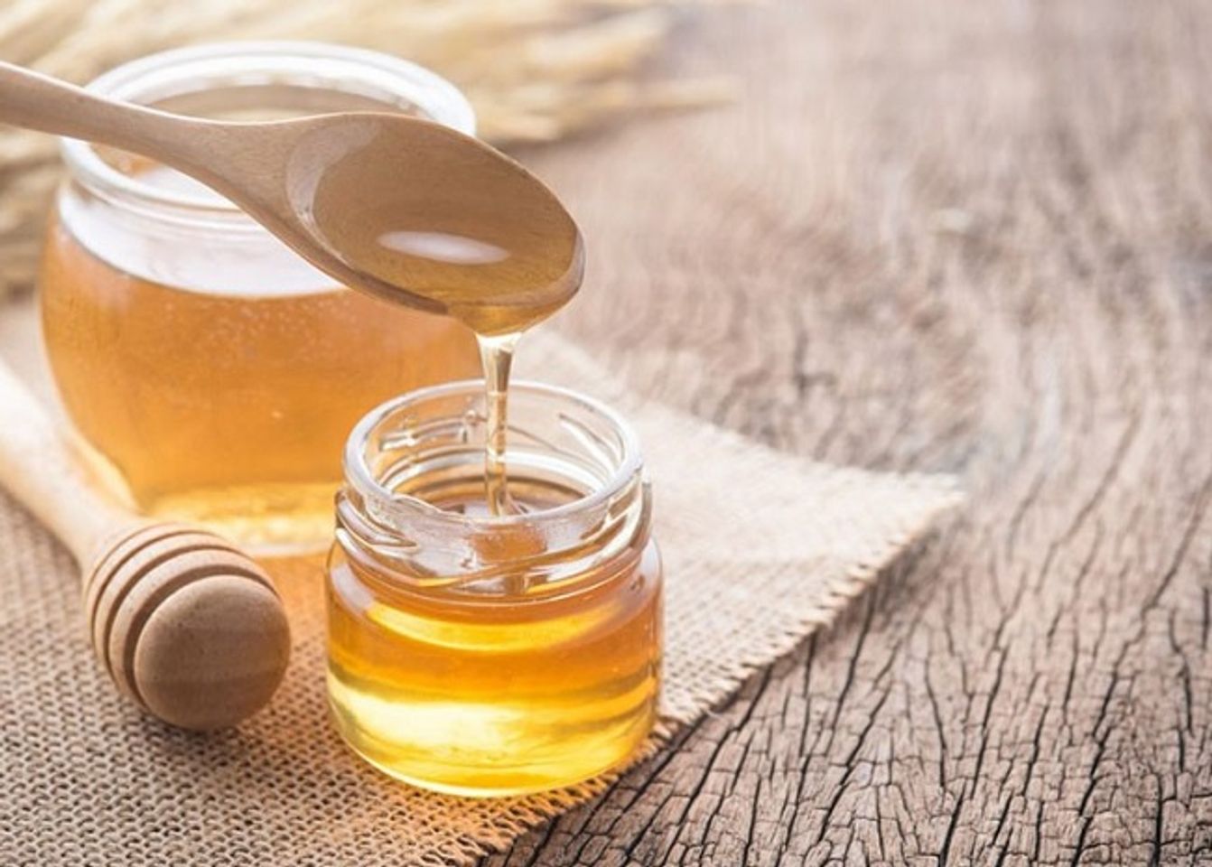 Mặt nạ dưỡng ẩm tự nhi&ecirc;n từ mật ong