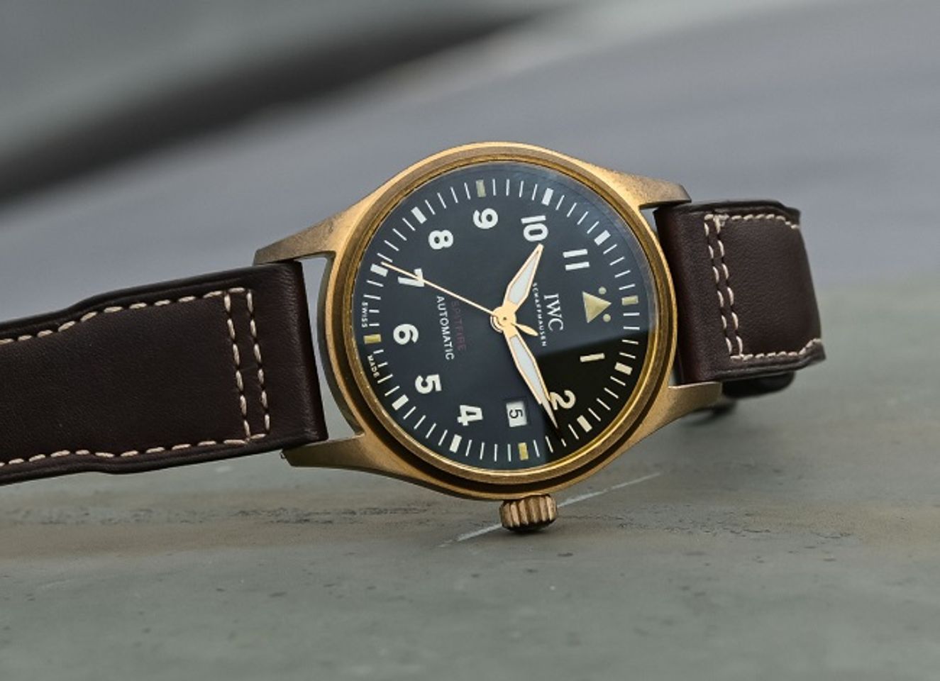 Đồng hồ qu&acirc;n đội IWC Pilot's Watch Automatic Spitfire