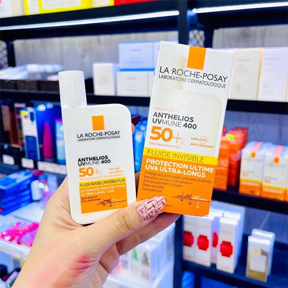 Kem chống nắng La Roche-Posay cho da kh&ocirc; Anthelios UVmune 400 Invisible Fluid
