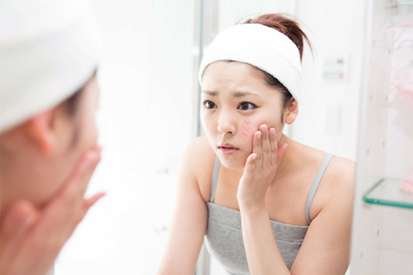 ưu &dstrok;iểm phụ kh&ocirc;ng mong muốn của Collagen c&oacute; thể bị nổi mụn