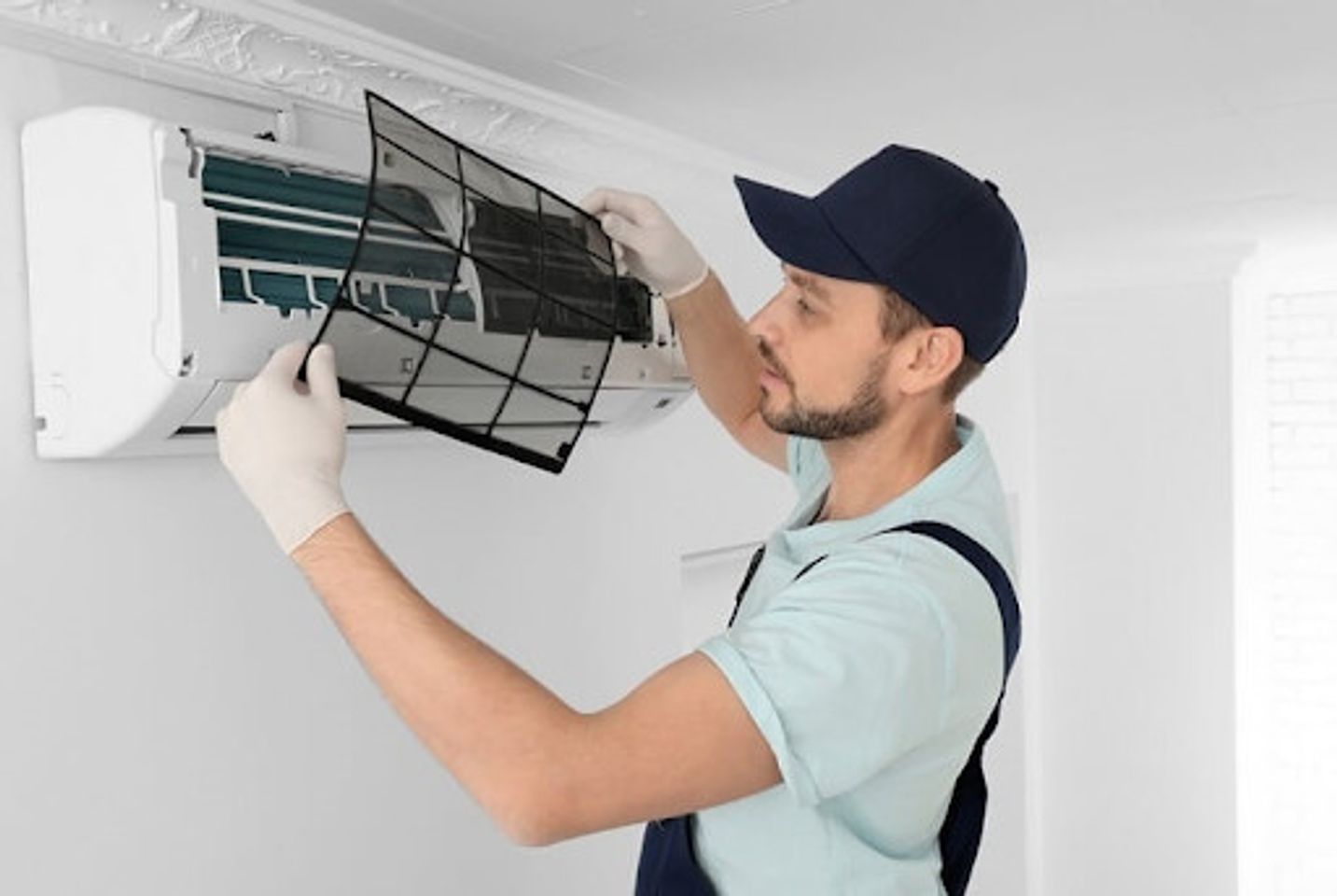 C&aacute;ch khắc phục m&aacute;y lạnh bị chảy nước hiệu quả l&acirc;u d&agrave;i - chiaki