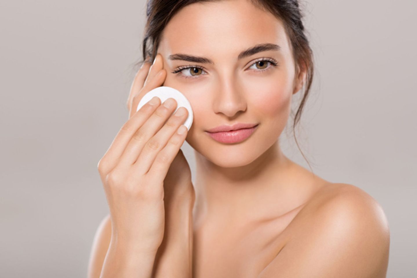 Review Top 17 nước tẩy trang cho da khô tốt, bán chạy hiện nay