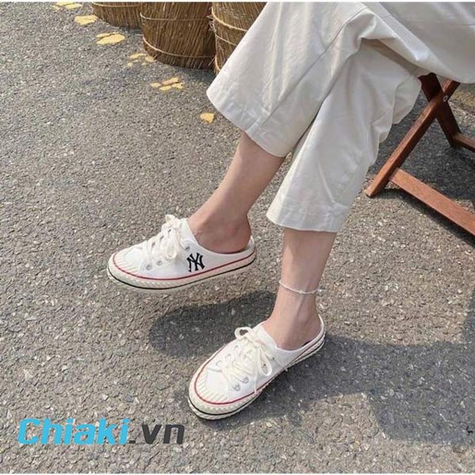 Gi&agrave;y đạp g&oacute;t mlb cho học sinh nữ