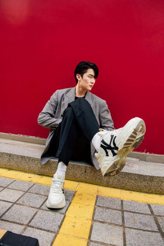 phối gi&agrave;y ny cho nam cool ngầu