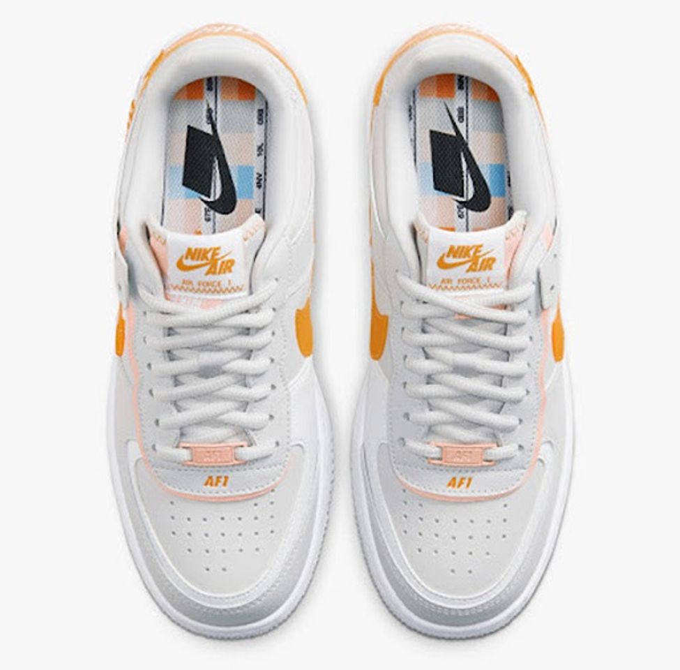 C&aacute;ch xỏ d&acirc;y gi&agrave;y Nike kiểu đan ch&eacute;o độc đ&aacute;o