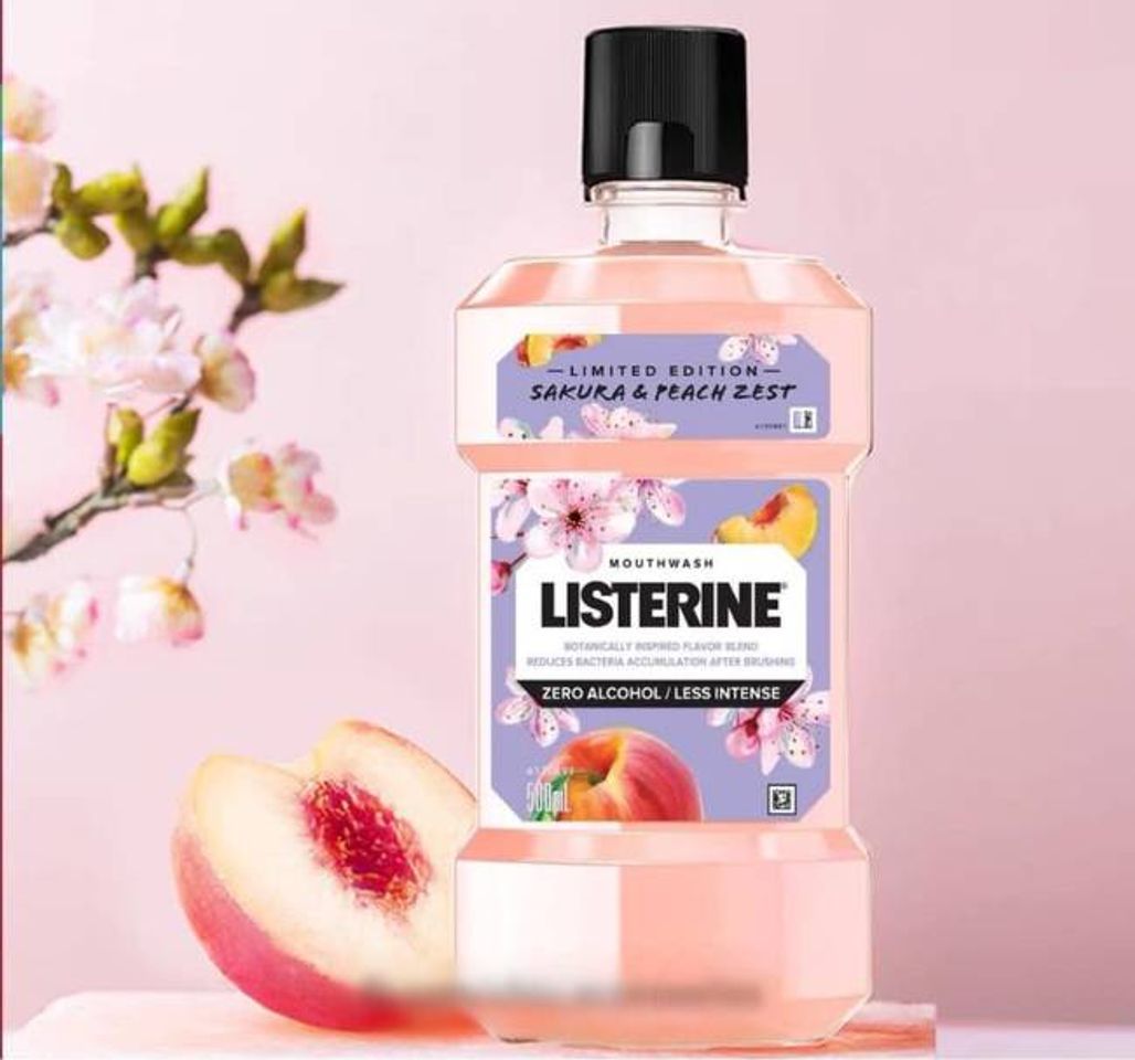 Nước s&uacute;c miệng Listerine Th&aacute;i Lan Sakura & Peach Zest hương đ&agrave;o