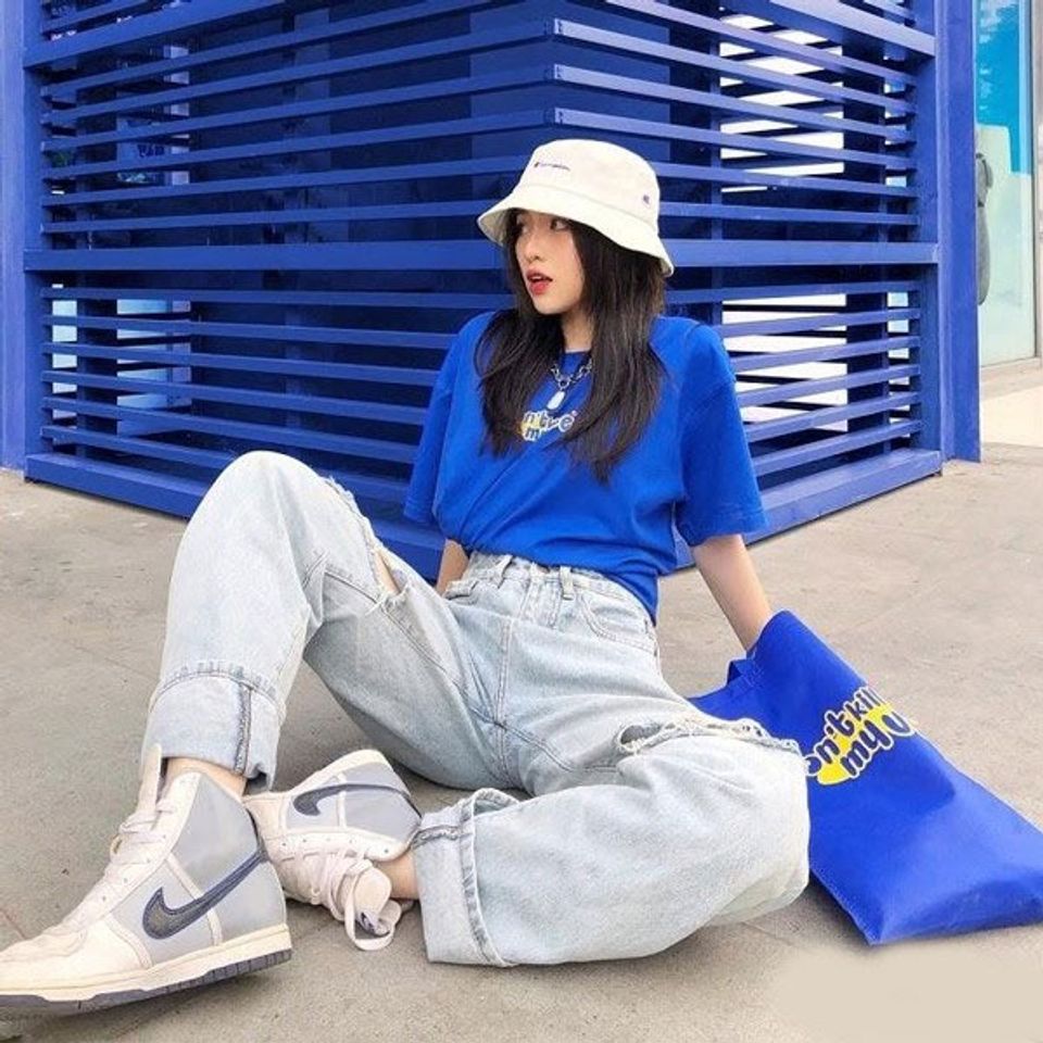 c&aacute;ch phối đồ với mũ bucket nữ &aacute;o ph&ocirc;ng đẹp