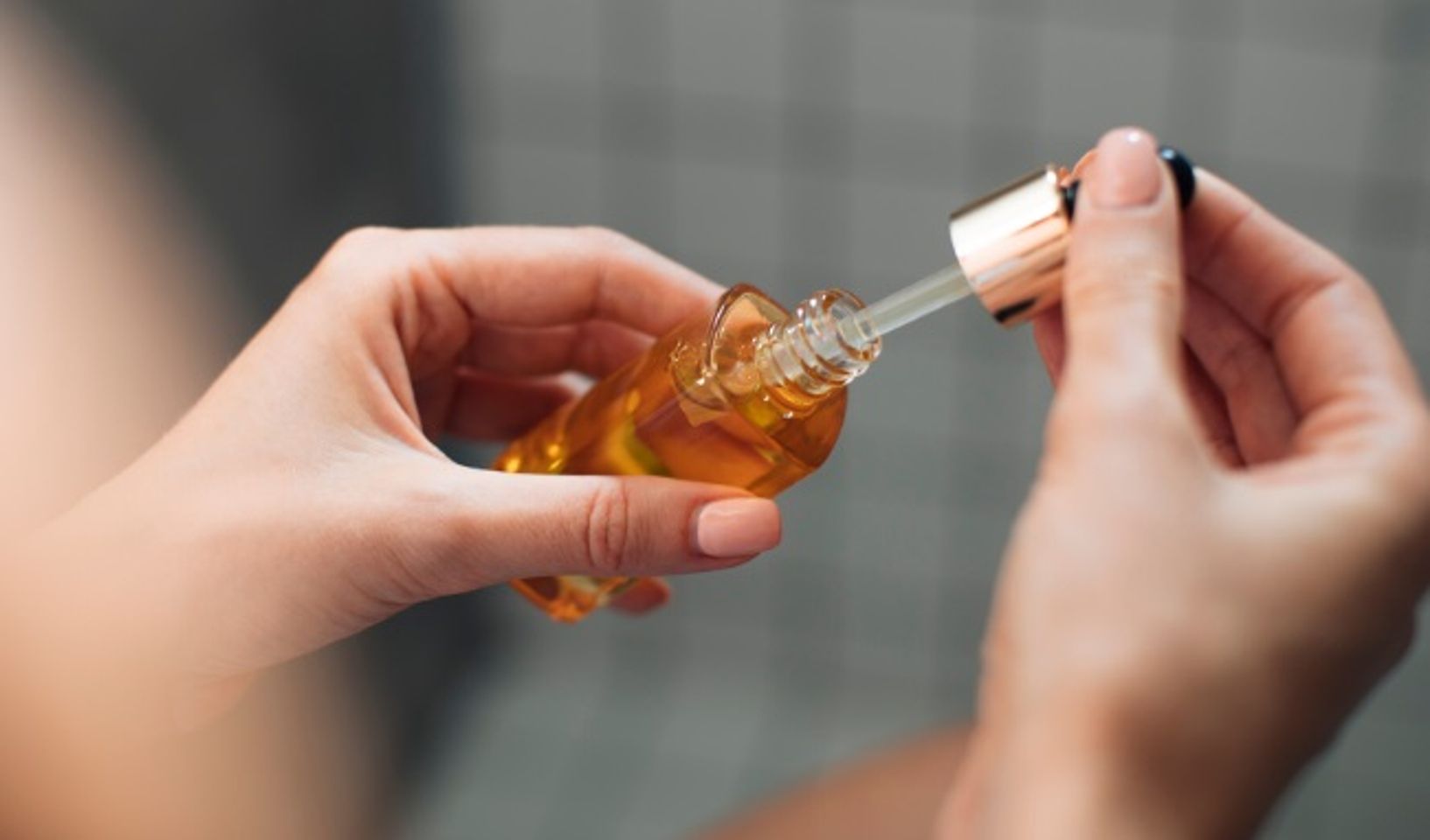 sử dụng serum retinol