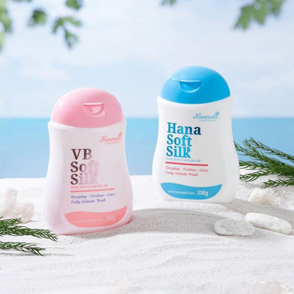Dung dịch vệ sinh phụ nữ Hana Soft Silk Hanayuki&nbsp;