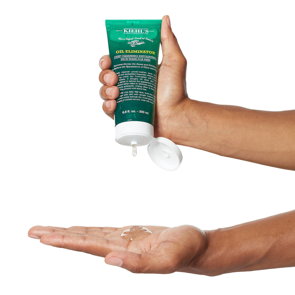 Sữa rửa mặt Kiehl's Oil Eliminator Deep Cleansing Exfoliating Face Wash For Men tuýp 200ml