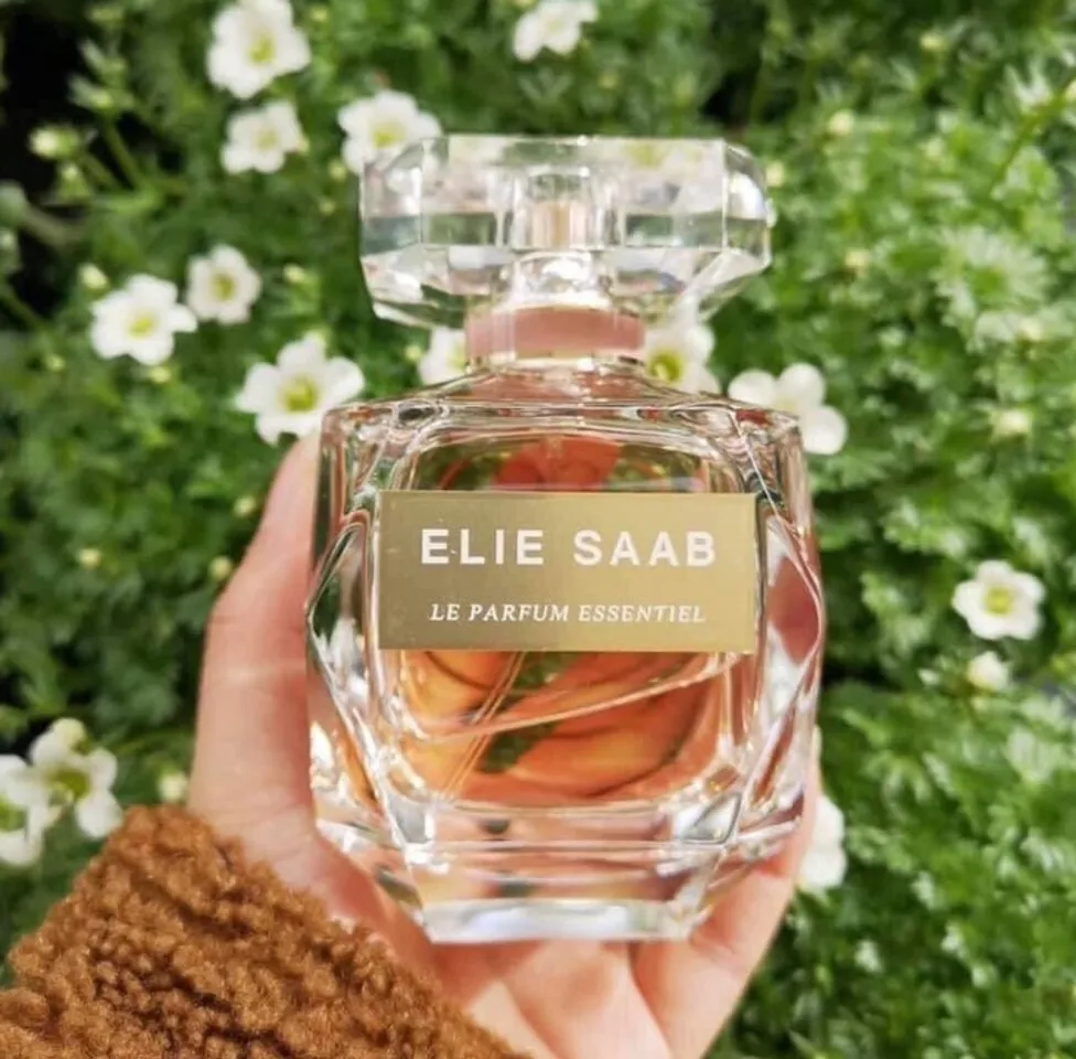 Nước hoa nữ Elie Saab Le Parfum Essentiel EDP
