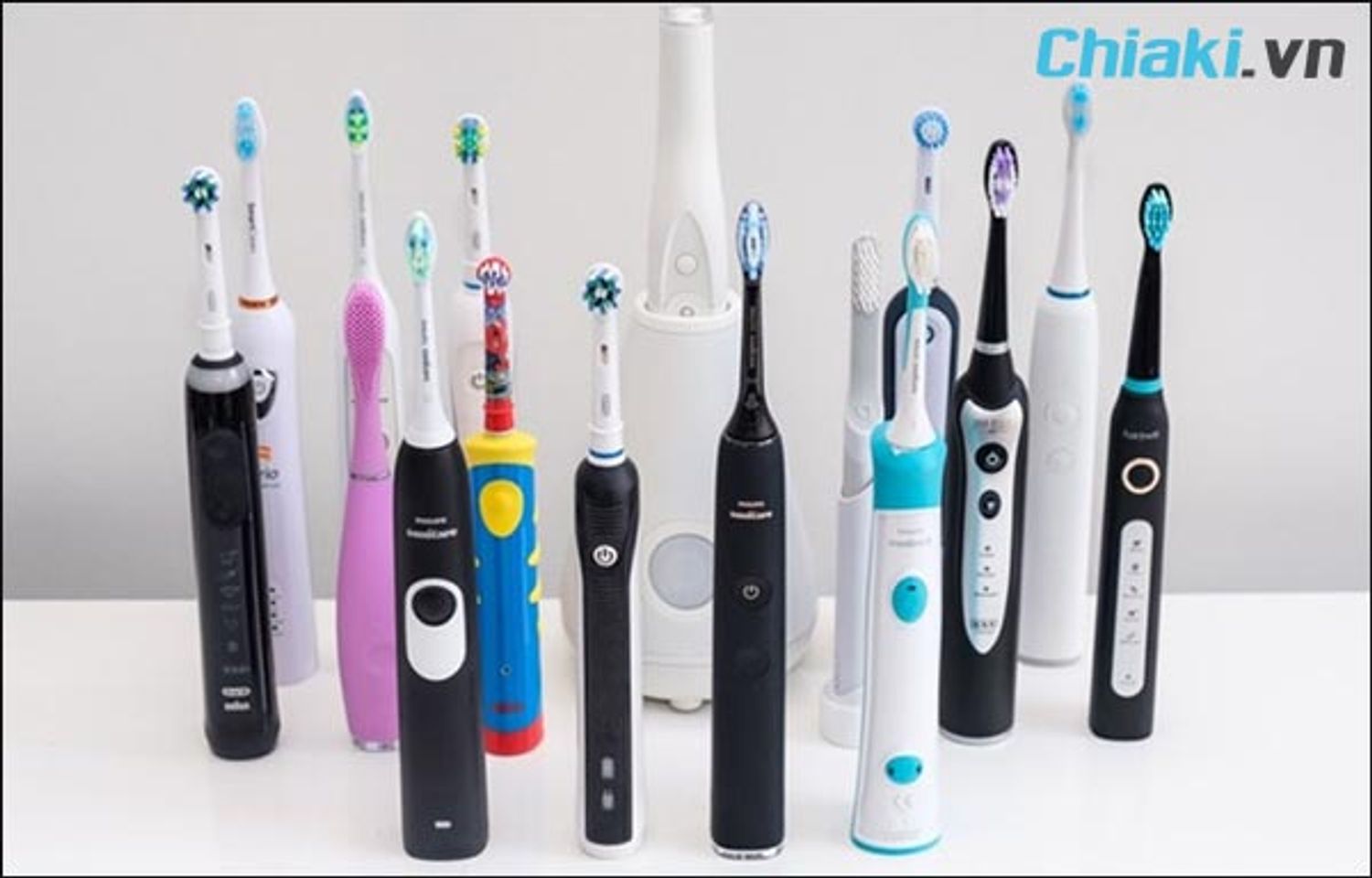 Dựa v&agrave;o thiết kế để lựa chọn b&agrave;n chải điện