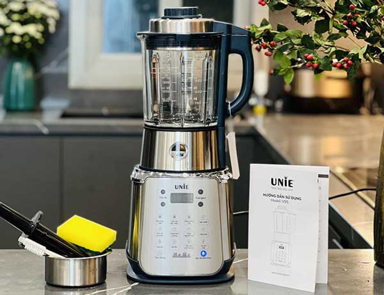 Review m&aacute;y xay sữa hạt Unie V9S