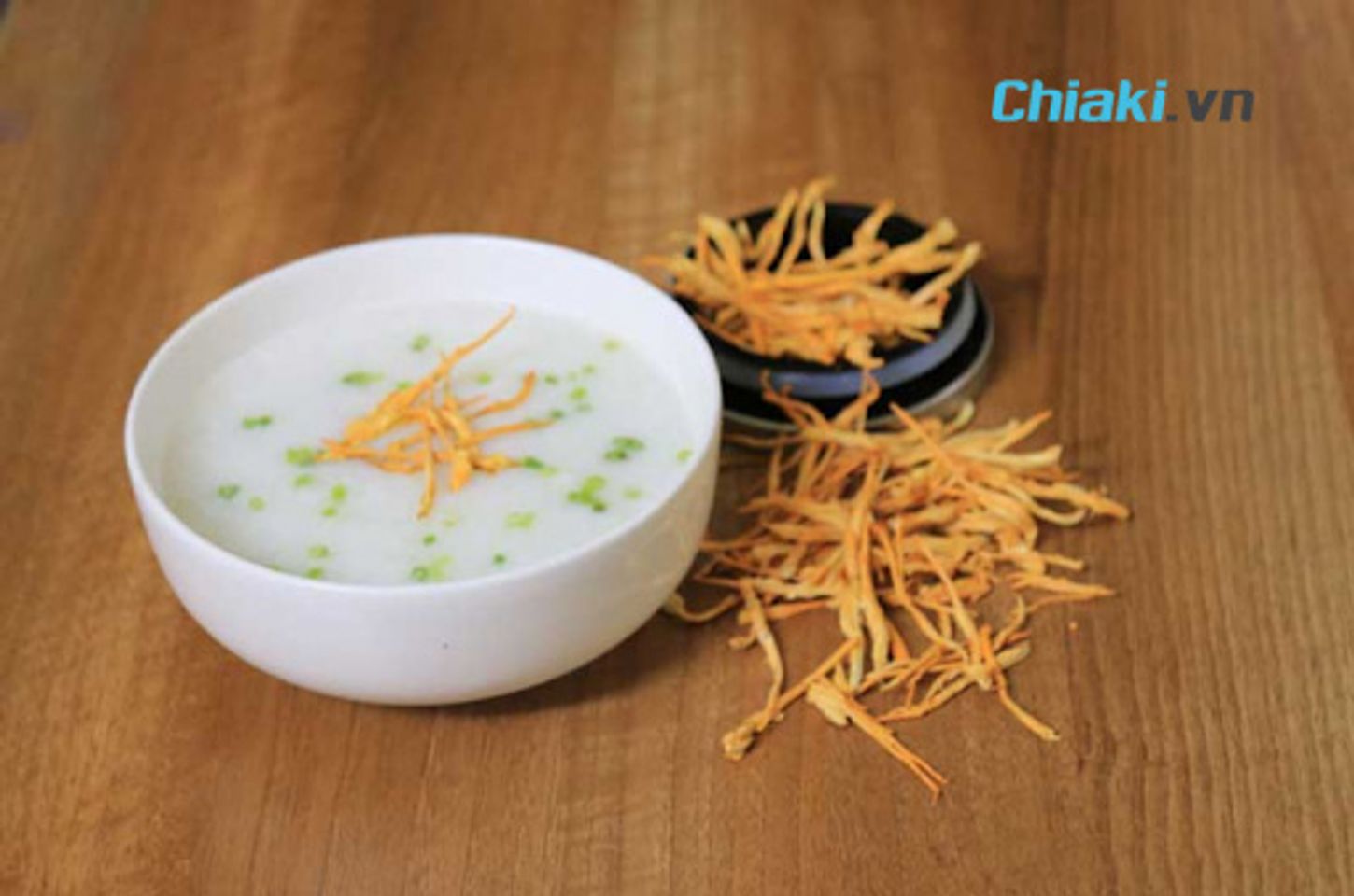 nấu ch&aacute;o đ&ocirc;ng tr&ugrave;ng hạ thảo si&ecirc;u bổ dưỡng