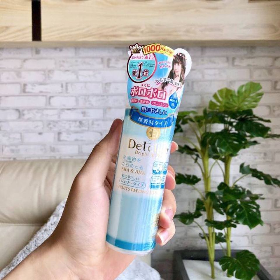 Tẩy tế b&agrave;o chết BHA gi&aacute; b&igrave;nh d&acirc;n Detclear Bright & Peel Của Nhật