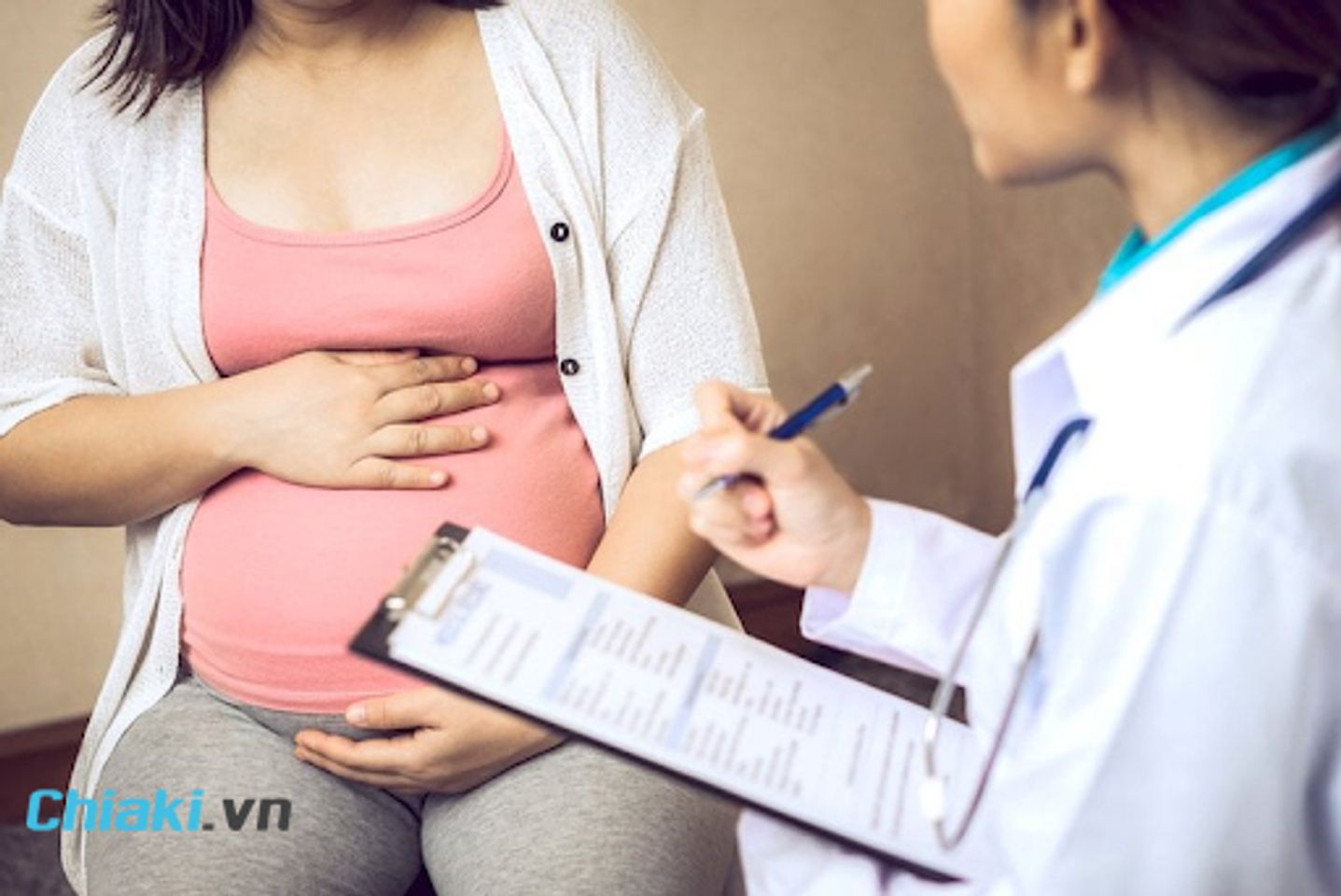 Biến chứng của tiểu đường thai kỳ, ảnh hưởng đến mẹ bầu v&agrave; thai nhi