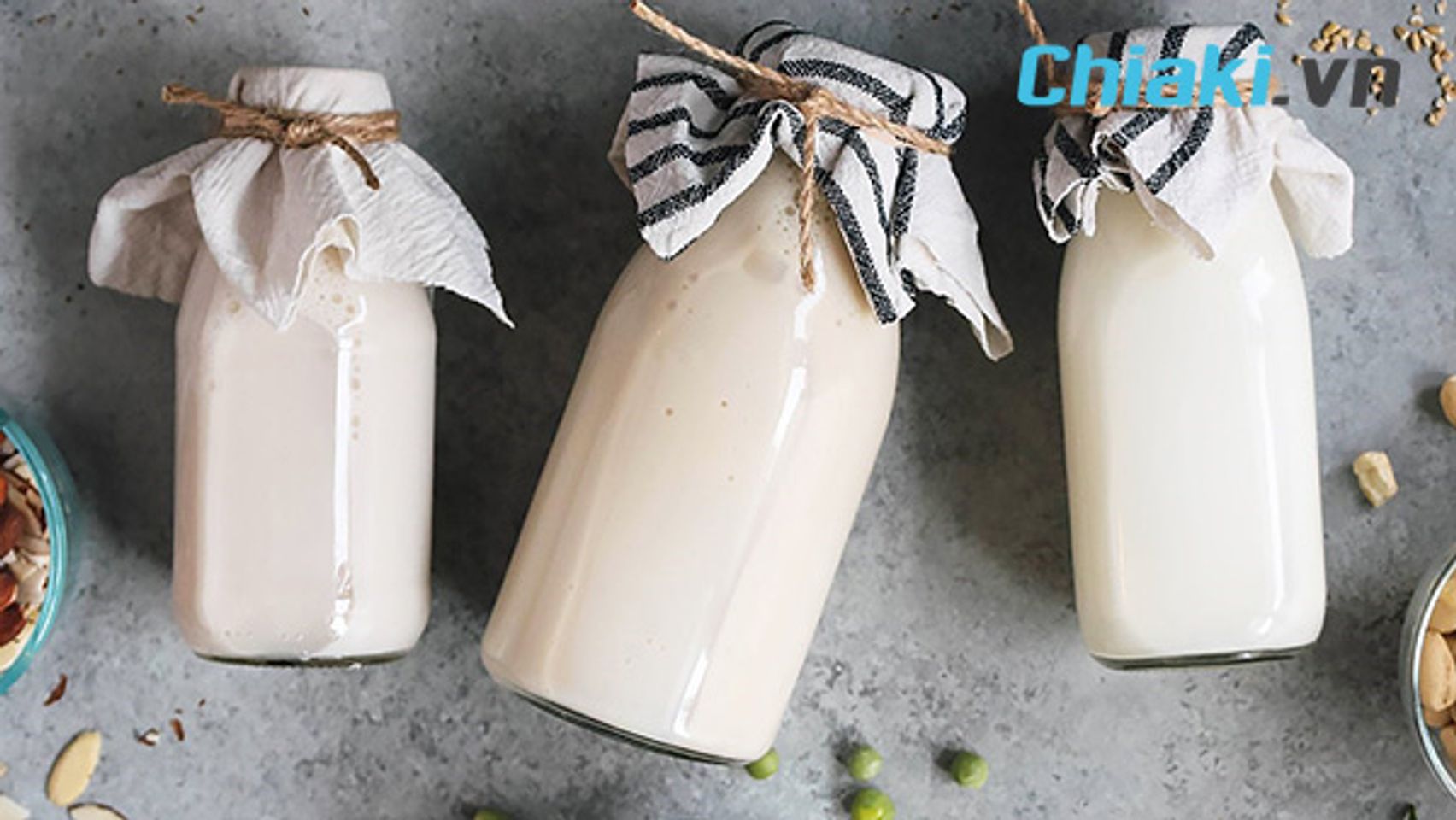 c&aacute;ch l&agrave;m sữa hạt bằng m&aacute;y xay sinh tố với đậu h&agrave; lan