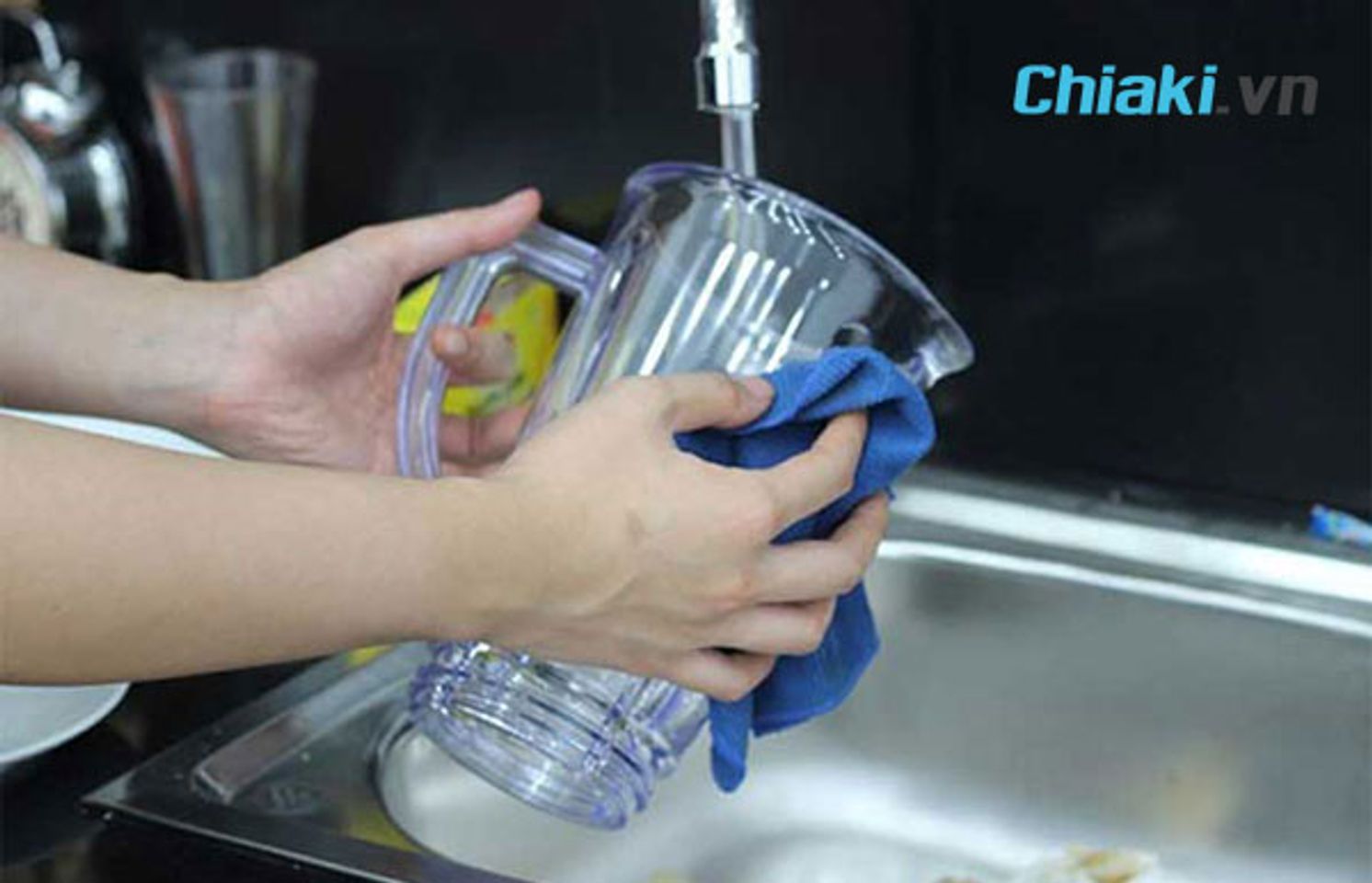hướng dẫn vệ sinh m&aacute;y xay sinh tố