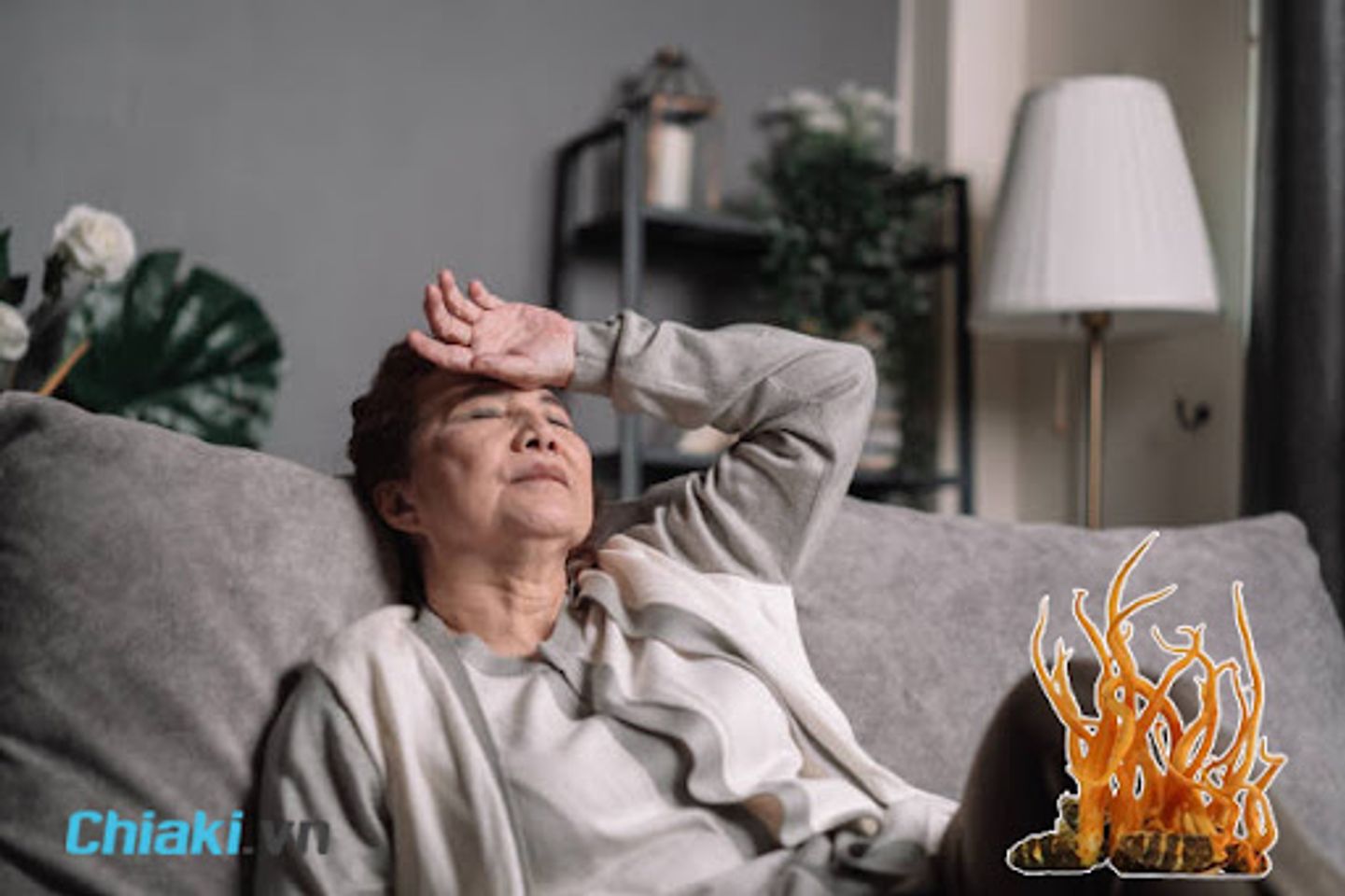 Đ&ocirc;ng tr&ugrave;ng hạ thảo gi&uacute;p bồi bổ sức khỏe, giảm mệt mỏi, suy nhược cơ thể