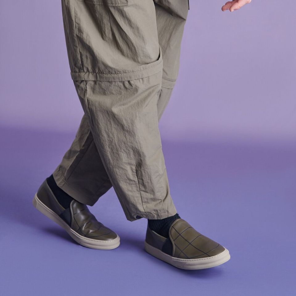 Giày nam Pedro Microfiber Slip On Sneakers PM1-76210205 Military Green kiểu dáng trẻ trung