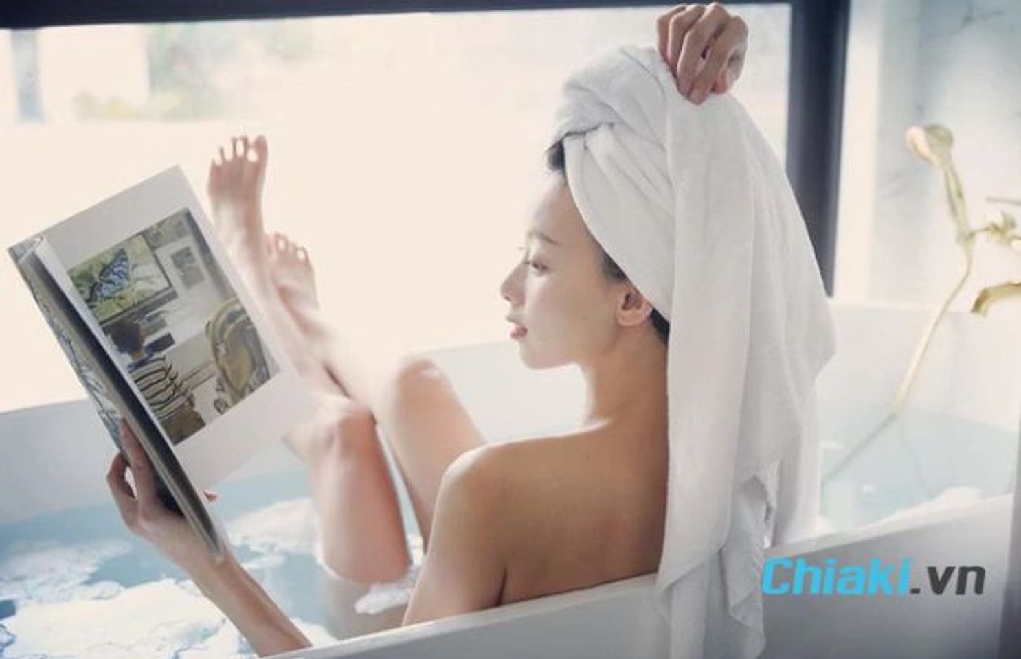 Kh&ocirc;ng n&ecirc;n đắp mặt nạ khi tắm