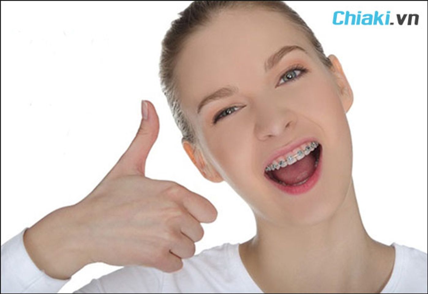 sử dụng b&agrave;n chải điện đ&uacute;ng c&aacute;ch để mang đến hiệu quả tốt