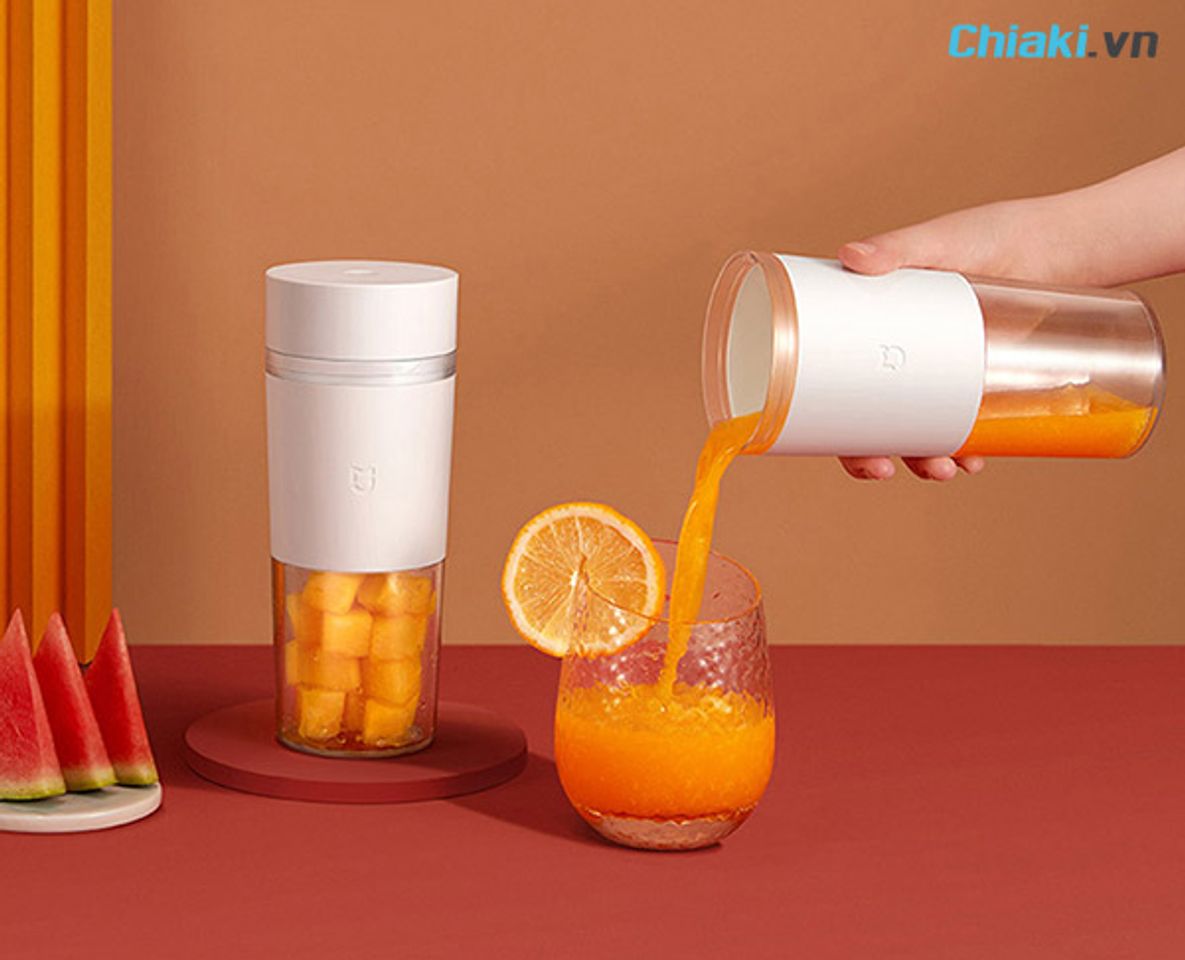 Review m&aacute;y xay sinh tố thương hiệu Xiaomi 