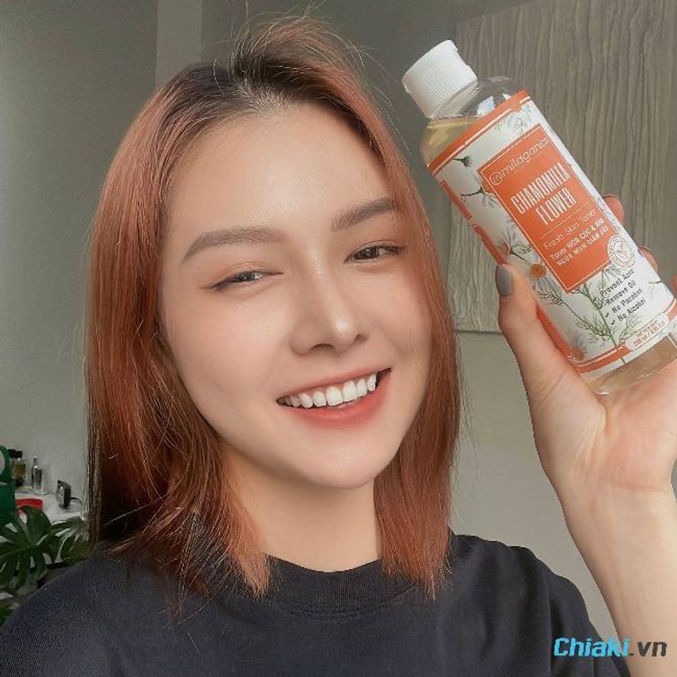 Toner Hoa C&uacute;c & AHA Milaganic cho da dầu mụn