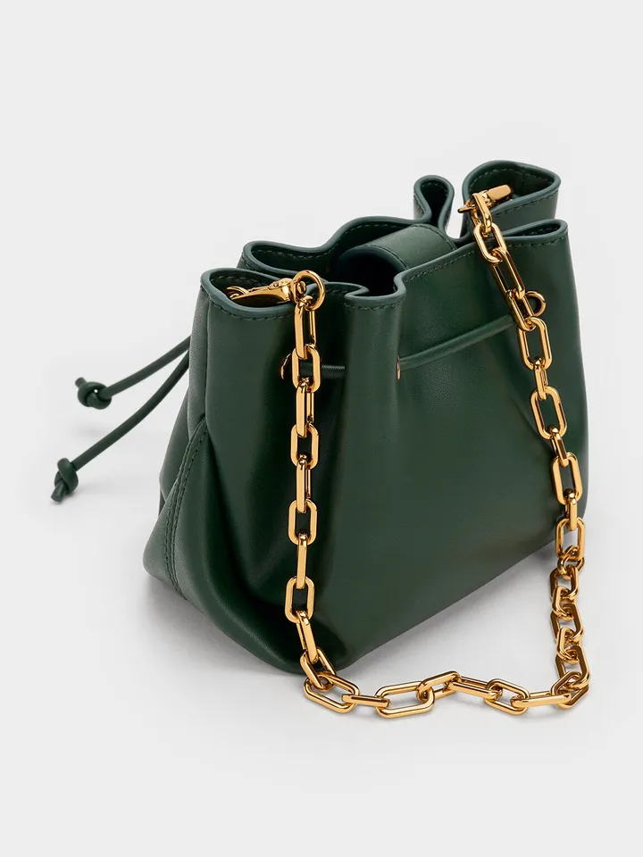 Túi Charles & Keith Boaz Drawstring Top Handle Bag CK2-50151283 Dark Green kiểu dáng thời trang, thanh lịch