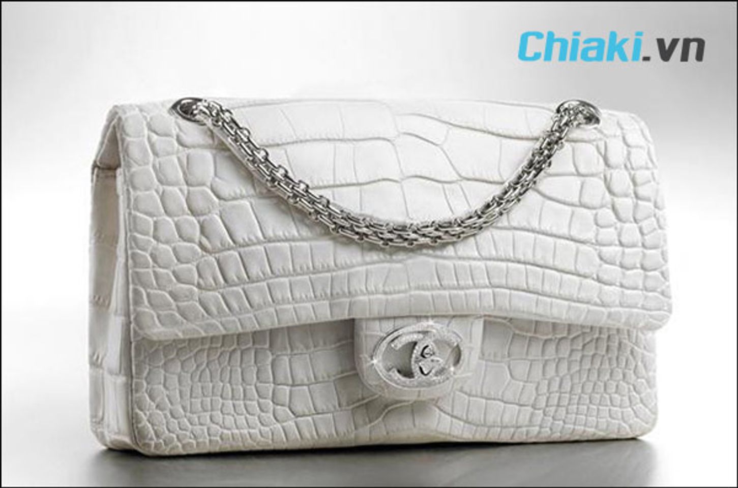 t&uacute;i x&aacute;ch cực đắt thế giới Chanel Diamond Forever