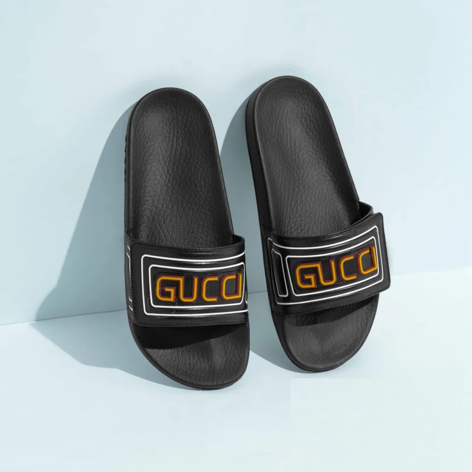 Dép quai ngang Gucci Logo Black Leather Rubber Slides