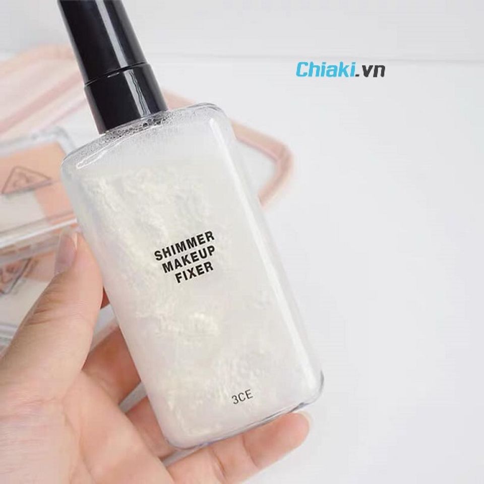 Xịt kho&aacute;ng nền c&oacute; nhũ 3CE Shimmer Makeup Fixer