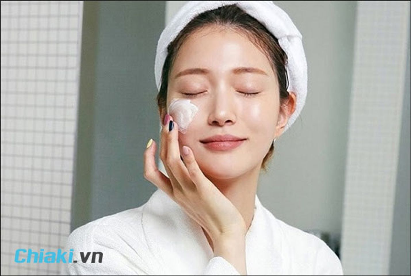 c&aacute;c bước make up c&oacute; kem chống nắng
