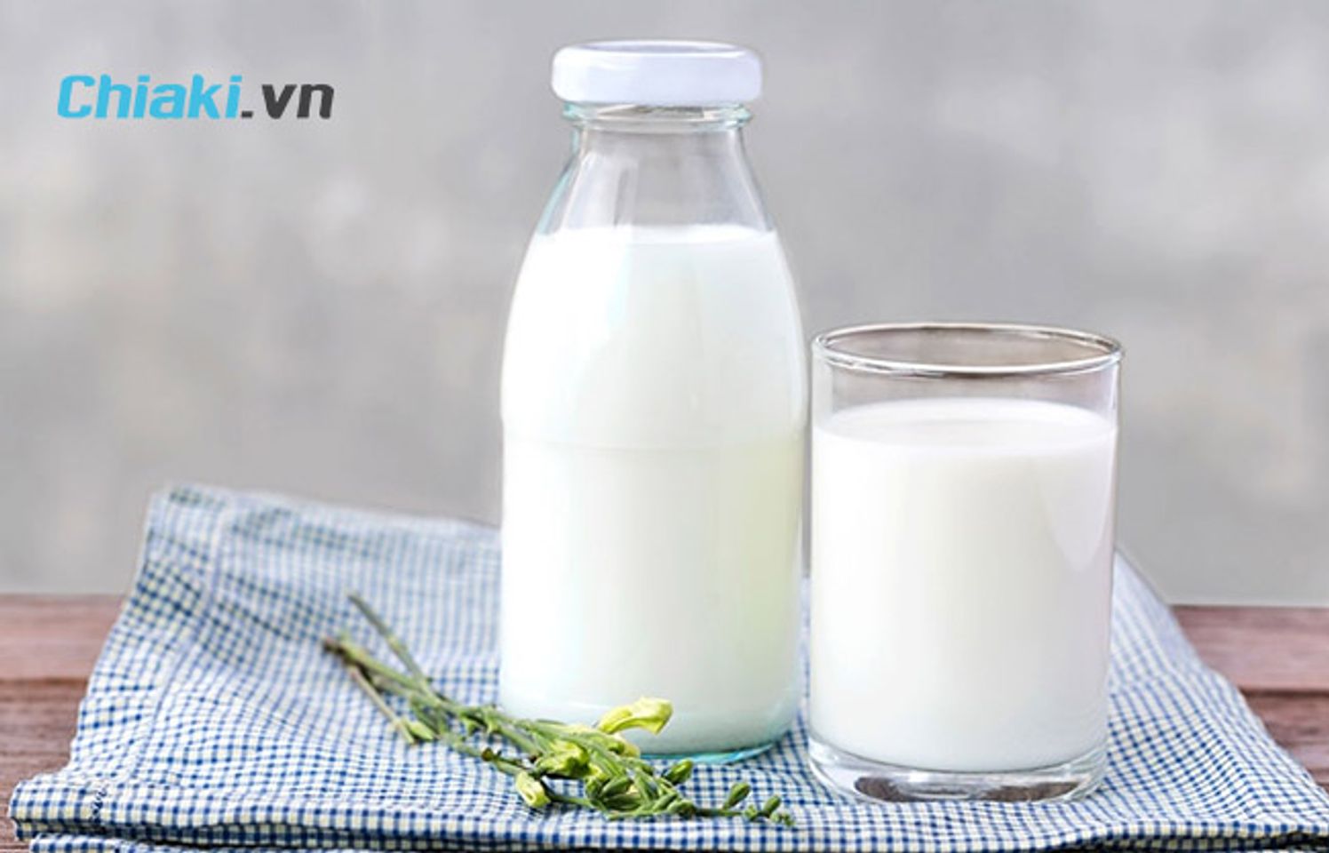 Vitamin A c&oacute; trong sữa tươi