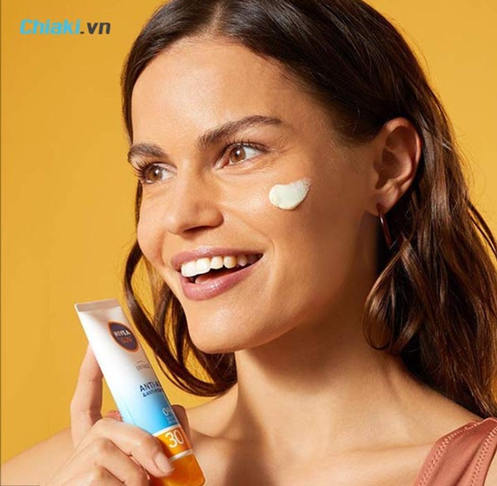 C&aacute;ch sử dụng kem chống nắng Nivea