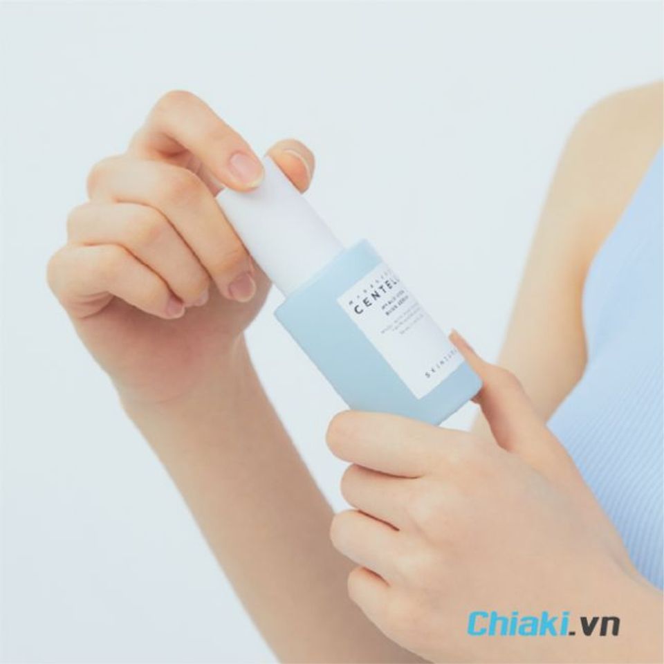 Serum Centella&nbsp;sử dụng s&aacute;ng hay tối