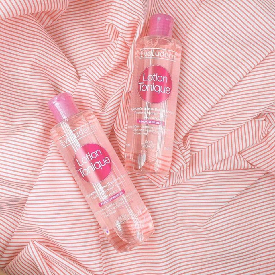 Review toner cho da hỗn hợp thi&ecirc;n kh&ocirc; Evoluderm