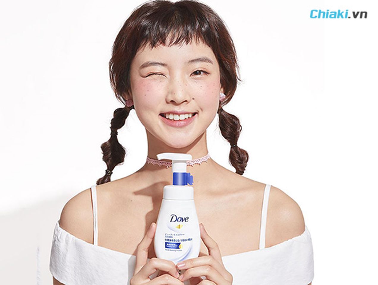 Sữa rửa mặt Dove c&oacute; đa dạng sản phẩm cho từng l&agrave;n da