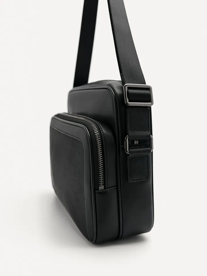 Túi đeo chéo nam Pedro Porte Messenger Bag PM2-26320189 Black chất liệu da cao cấp