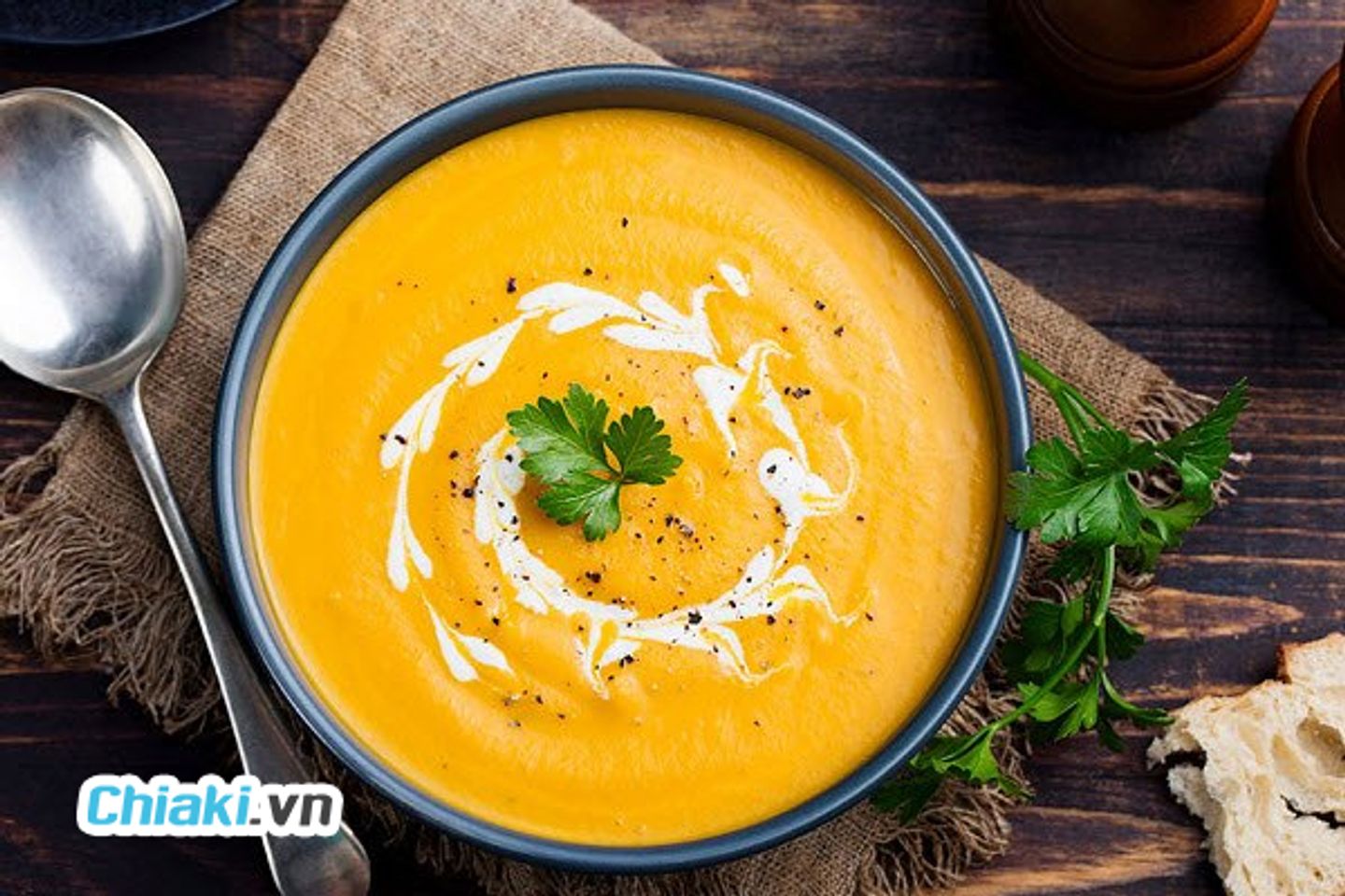 soup g&agrave; b&iacute; đỏ xay