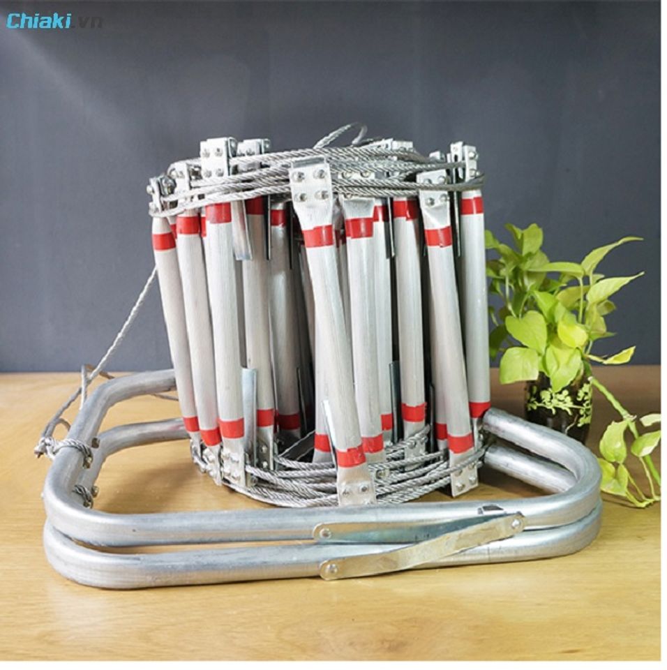 Thang d&acirc;y tho&aacute;t hiểm inox chống ch&aacute;y chịu lực