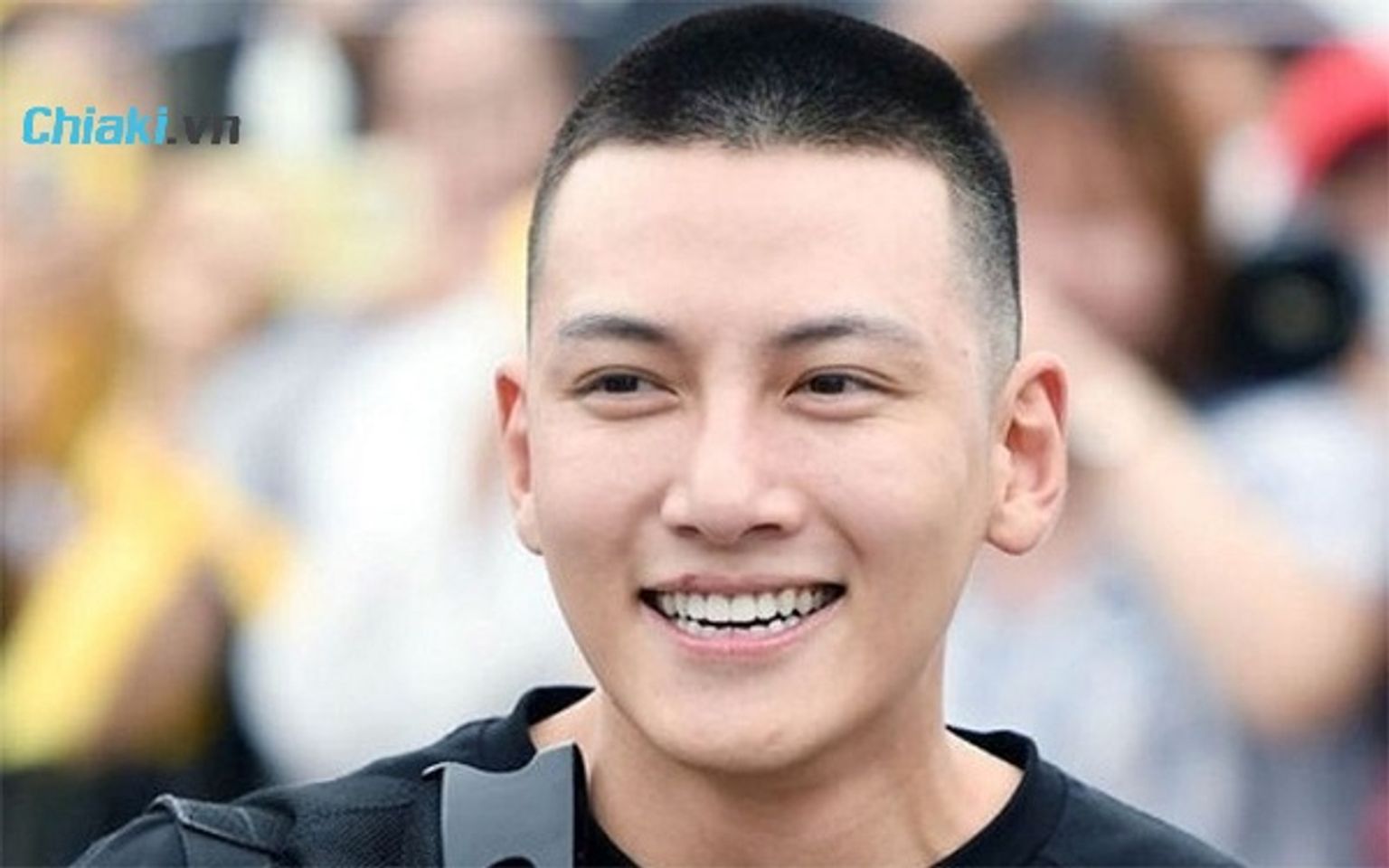 T&oacute;c ngắn nam l&iacute;nh thủy đ&aacute;nh bộ Overgrown Buzz Cuts