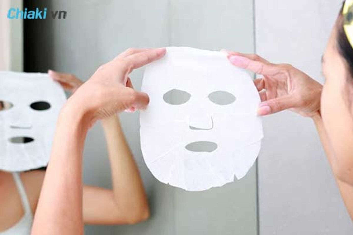 Mặt nạ n&eacute;n n&ecirc;n đắp với g&igrave;